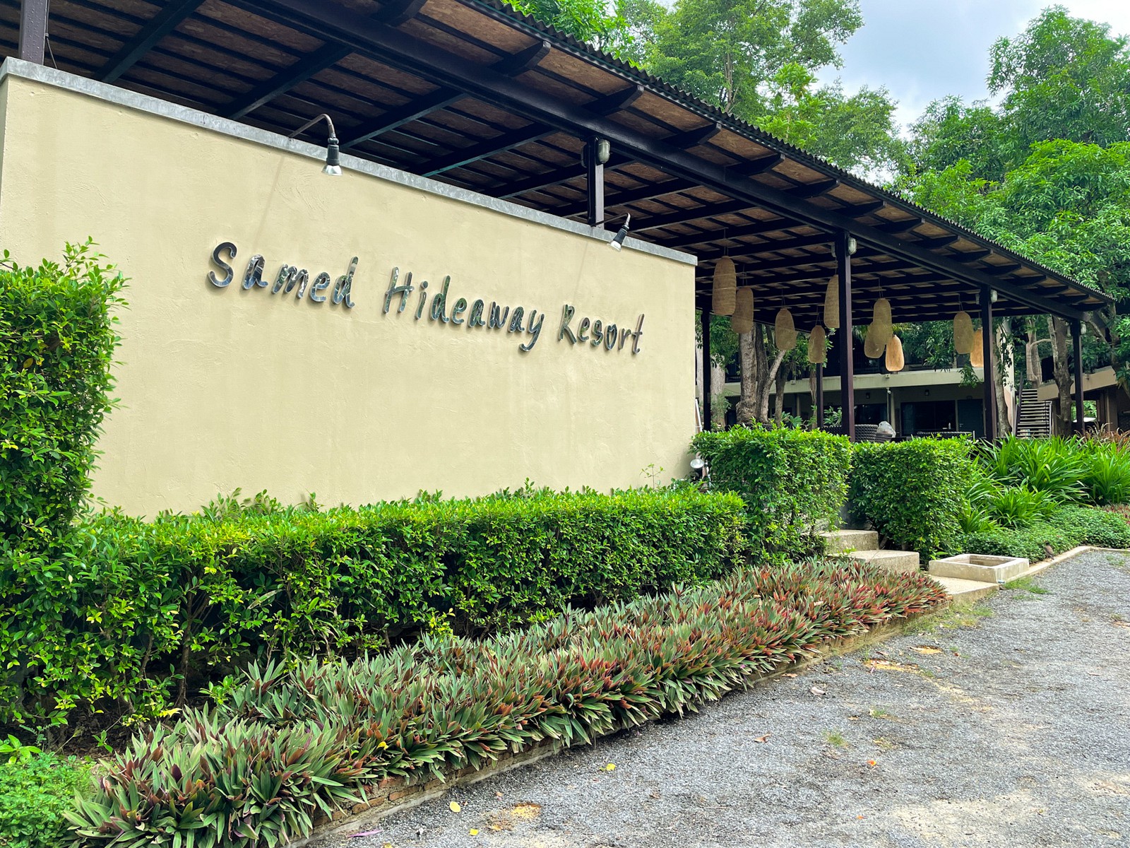 Samed Hideaway Resort