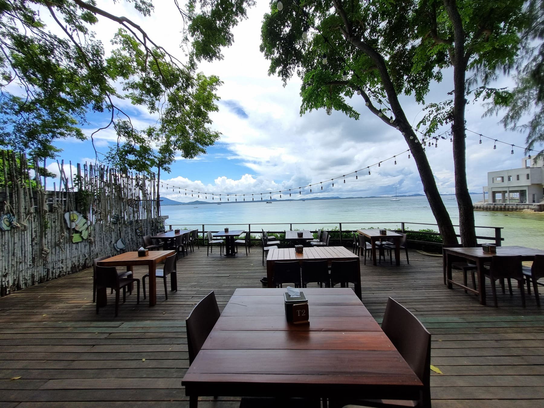 Samed Hideaway Resort